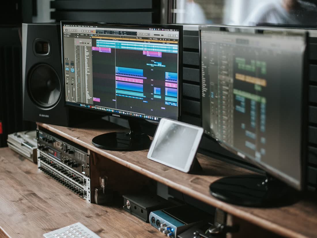 The benefits of a connected business